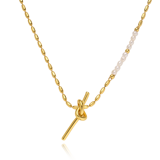 Rope Knot Pearl Necklace