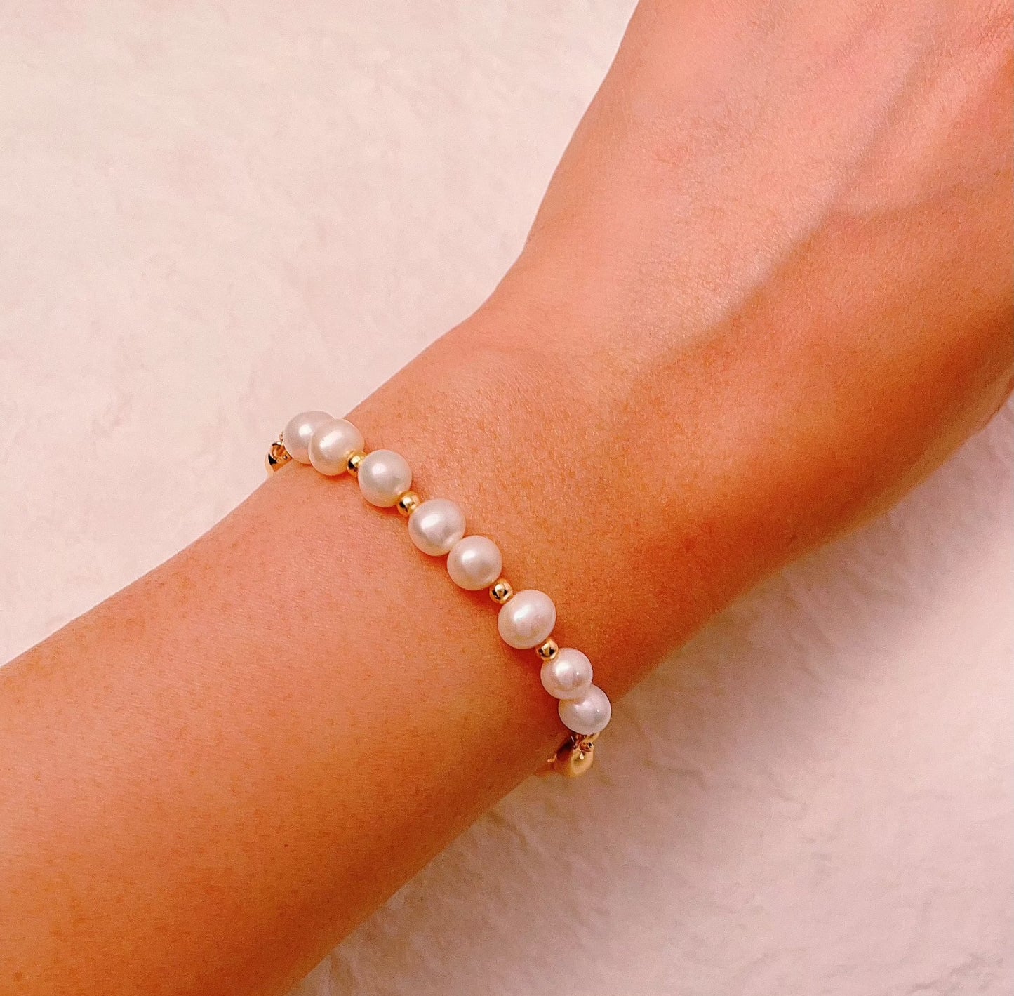 Liquid Series of Pearl Bracelet