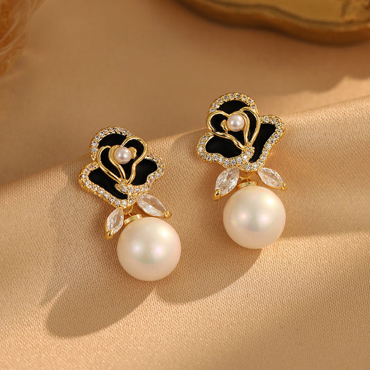 Midnight Bloom Pearl Earrings
